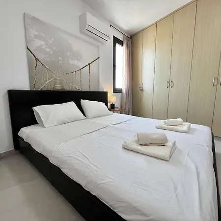 Apartament Sealine Larnaca