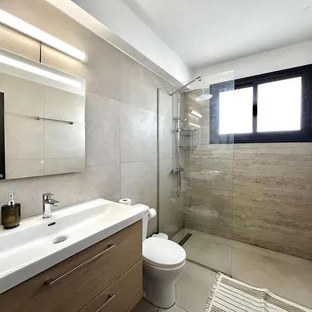 Apartament Sealine Larnaca