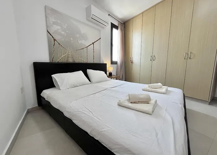 Apartamento Sealine Larnaca